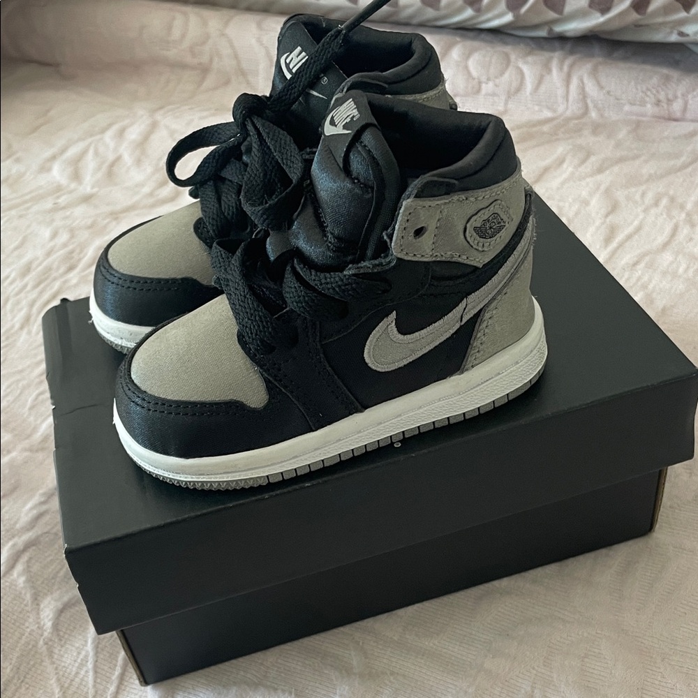 4C Nike Kids Black and Gray High-Top Sneakers